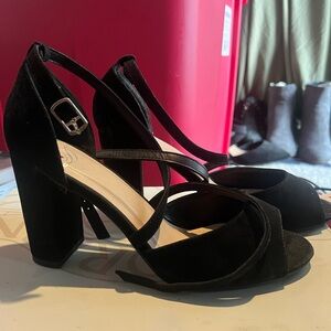 Elegant Black Strappy Heels